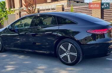 Седан Mercedes-Benz EQS 2022 в 