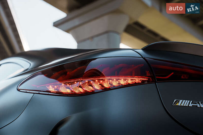 Седан Mercedes-Benz EQS 2022 в Киеве