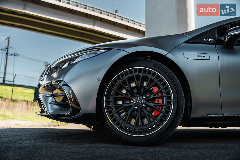 Седан Mercedes-Benz EQS 2022 в Киеве