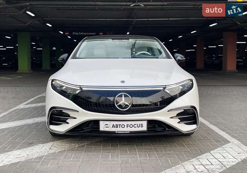 Седан Mercedes-Benz EQS 2022 в 