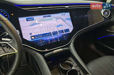 Седан Mercedes-Benz EQS 2022 в 