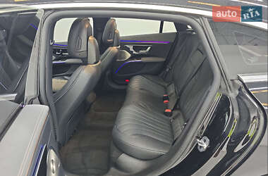Седан Mercedes-Benz EQS 2022 в 