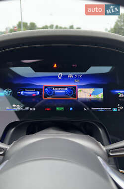 Седан Mercedes-Benz EQS 2022 в 