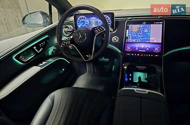 Седан Mercedes-Benz EQS 2022 в Киеве