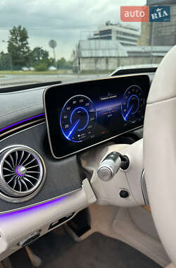 Седан Mercedes-Benz EQS 2022 в 