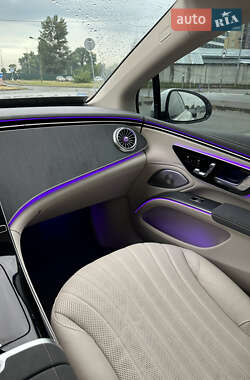 Седан Mercedes-Benz EQS 2022 в 