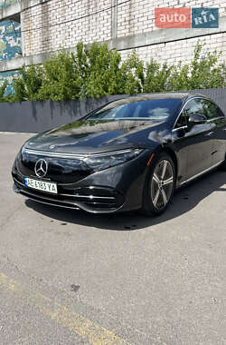 Седан Mercedes-Benz EQS 2022 в 