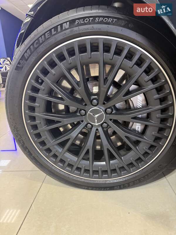 Седан Mercedes-Benz EQS 2022 в Кропивницком