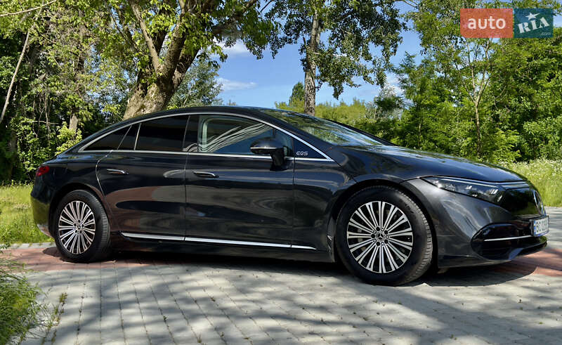 Седан Mercedes-Benz EQS 2022 в Києві