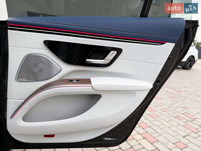 Седан Mercedes-Benz EQS 2022 в Луцьку