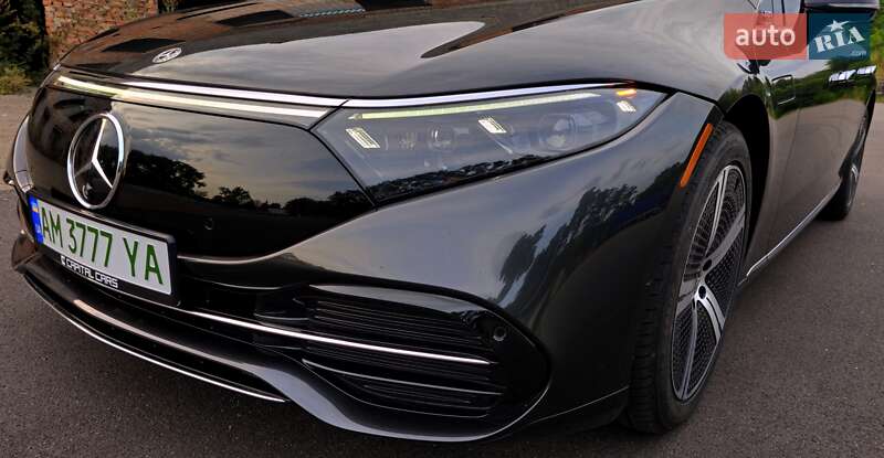 Седан Mercedes-Benz EQS 2022 в Коростене