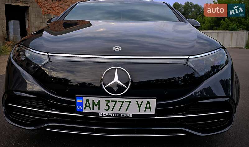 Седан Mercedes-Benz EQS 2022 в Коростене