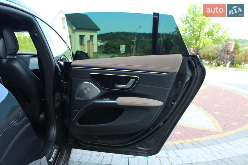 Седан Mercedes-Benz EQS 2022 в Трускавце