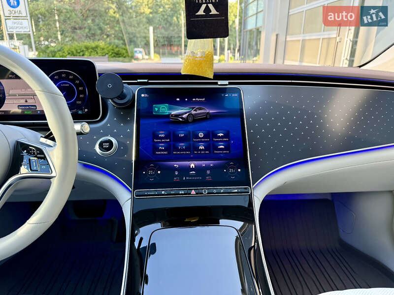 Седан Mercedes-Benz EQS 2022 в Ровно