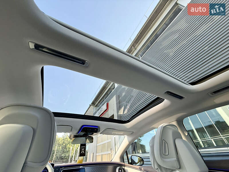 Седан Mercedes-Benz EQS 2022 в Ровно