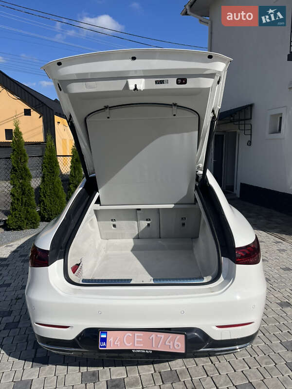 Седан Mercedes-Benz EQS 2022 в Львове