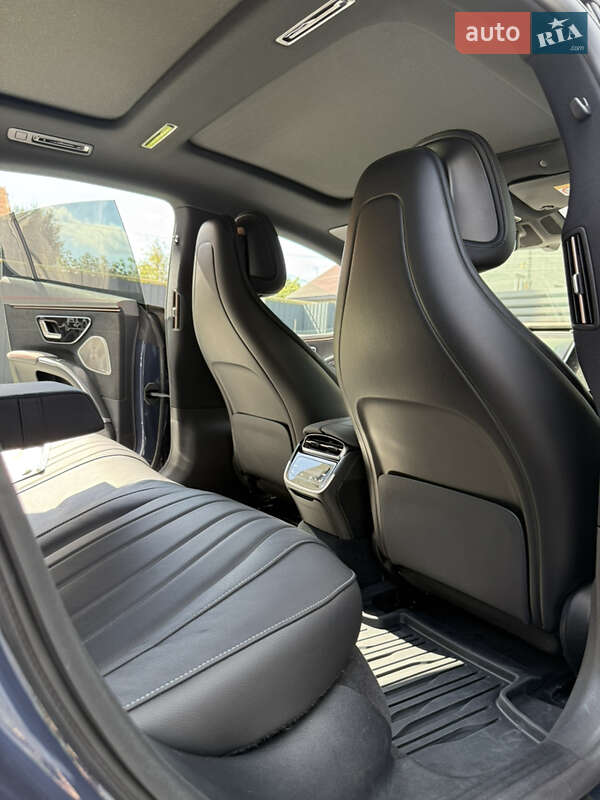 Седан Mercedes-Benz EQS 2023 в Коломые