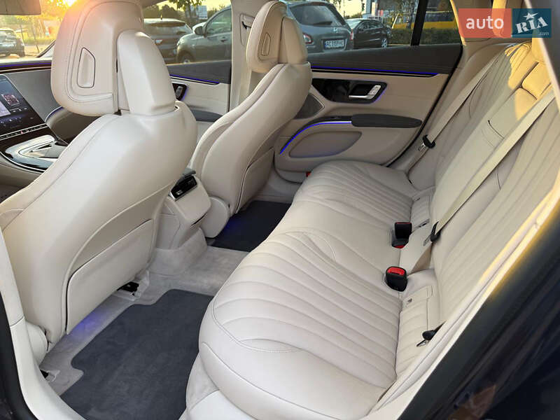 Седан Mercedes-Benz EQS 2022 в Луцке