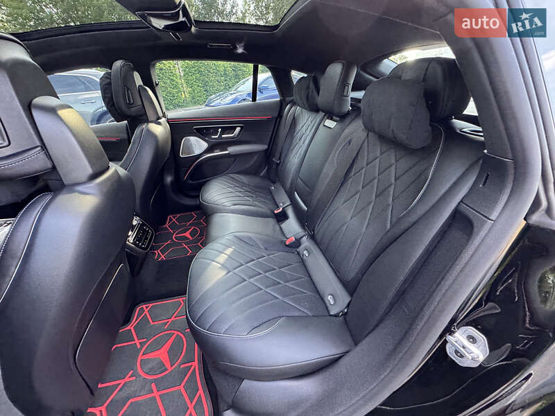 Седан Mercedes-Benz EQS 2022 в Киеве