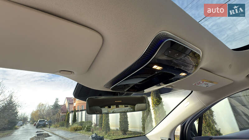 Седан Mercedes-Benz EQS 2023 в Ужгороде