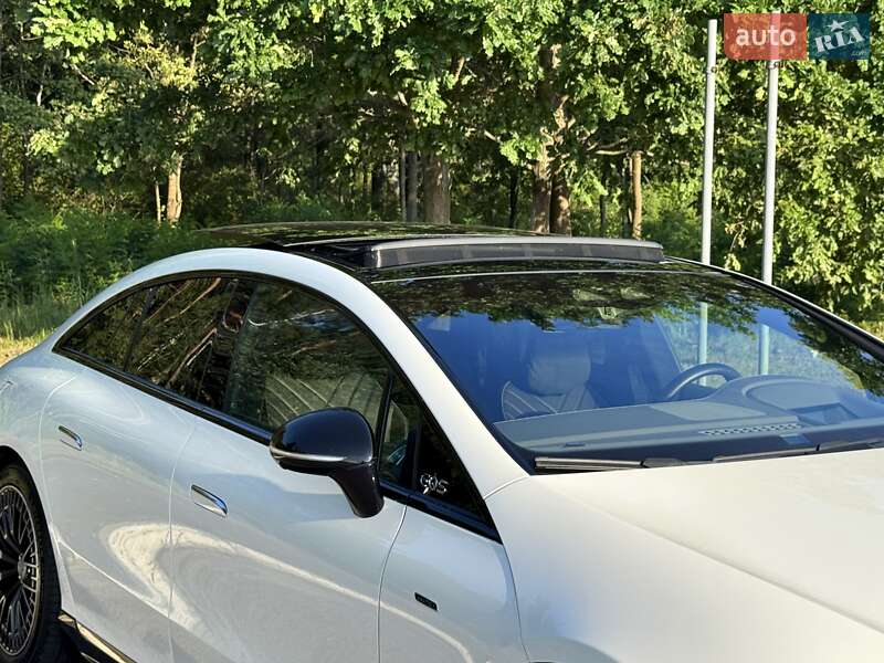 Седан Mercedes-Benz EQS 2023 в Киеве
