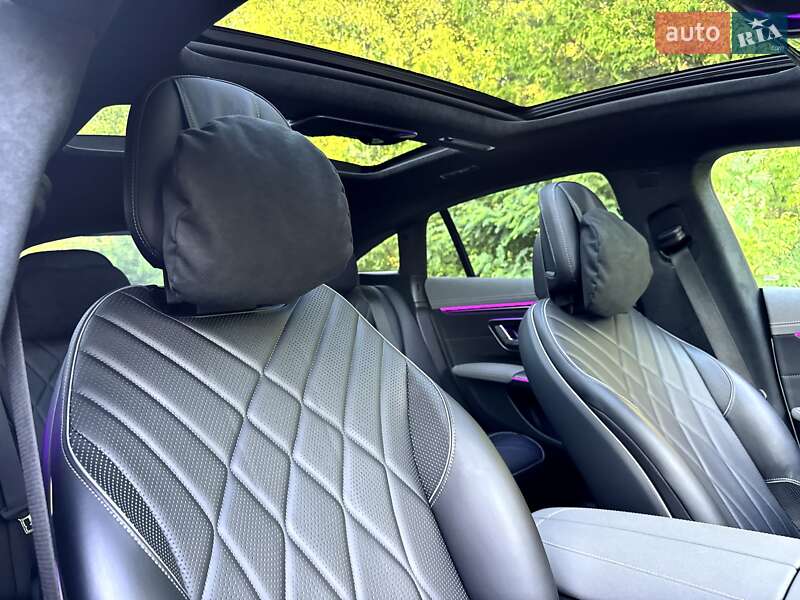 Седан Mercedes-Benz EQS 2023 в Киеве