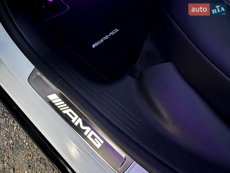 Седан Mercedes-Benz EQS 2023 в Киеве