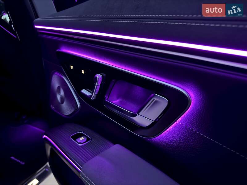 Седан Mercedes-Benz EQS 2023 в Киеве