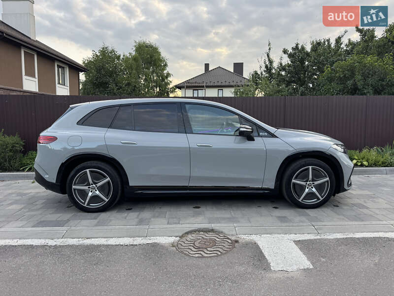 Седан Mercedes-Benz EQS 2023 в Ровно