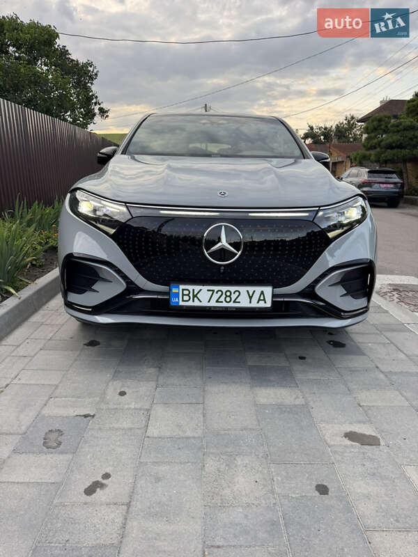 Седан Mercedes-Benz EQS 2023 в Ровно