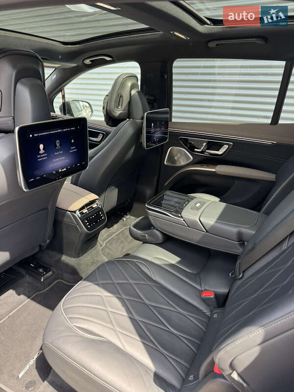Седан Mercedes-Benz EQS 2023 в Ровно