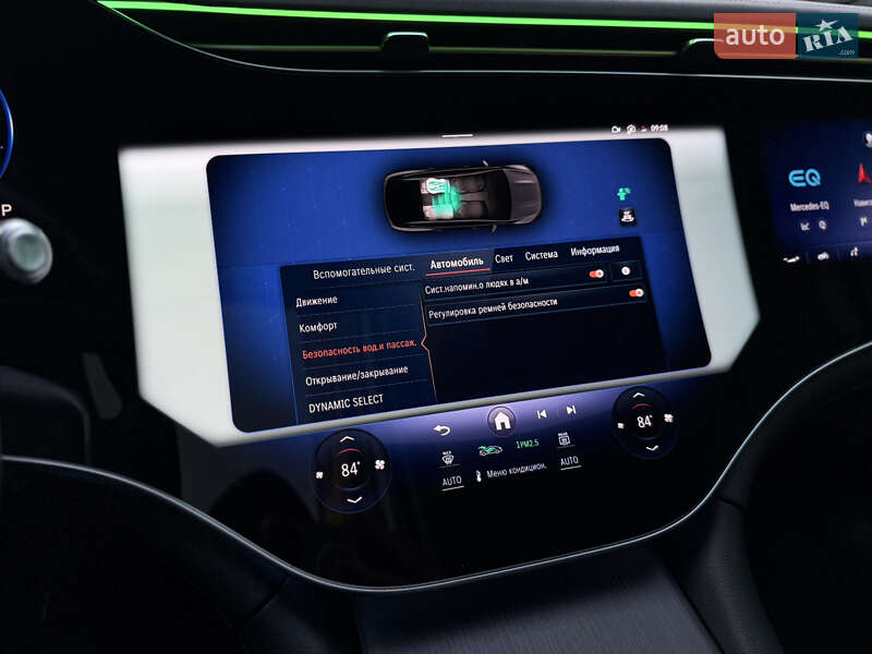 Седан Mercedes-Benz EQS 2023 в Львові