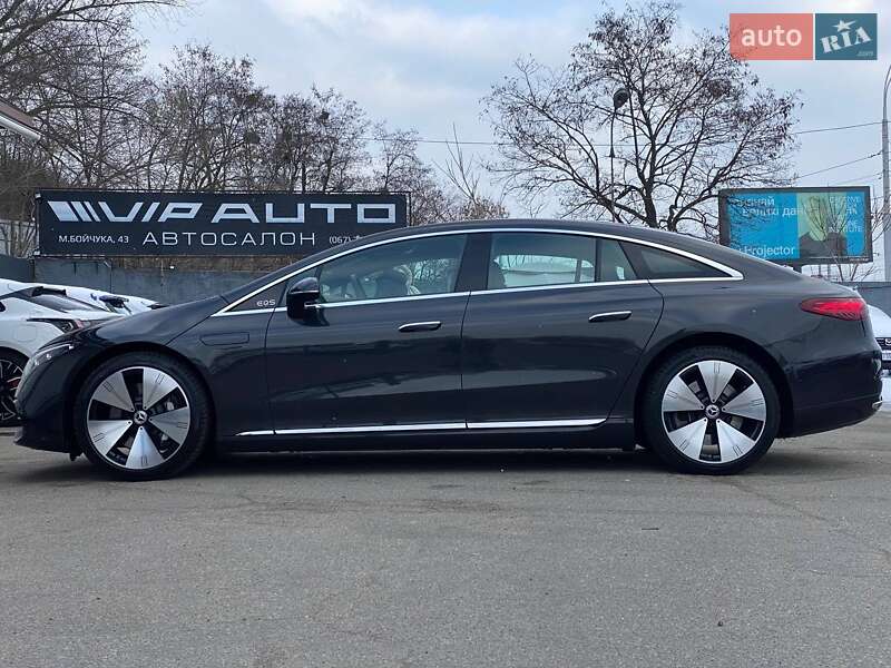 Седан Mercedes-Benz EQS 2022 в Киеве
