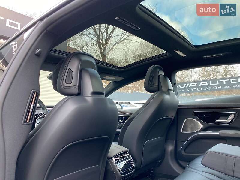 Седан Mercedes-Benz EQS 2022 в Киеве
