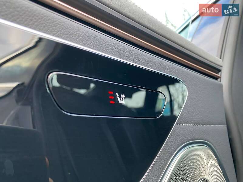 Седан Mercedes-Benz EQS 2022 в Киеве