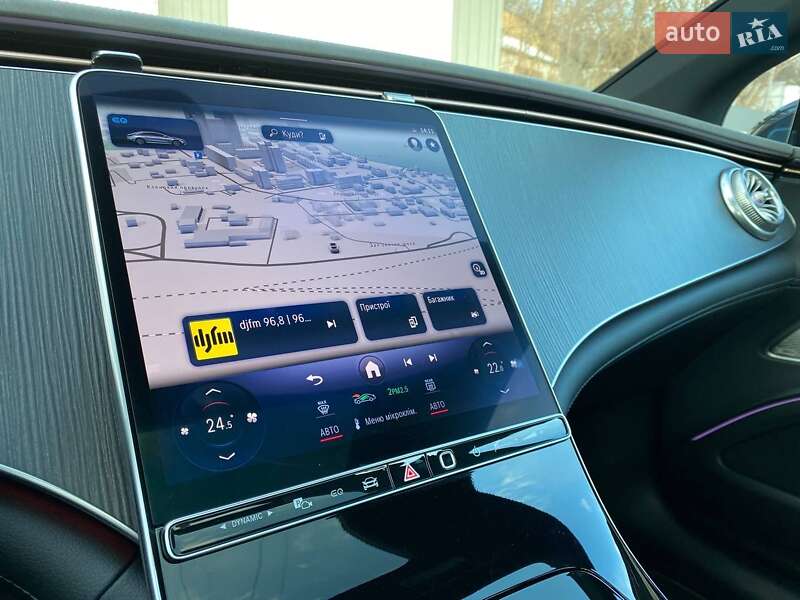 Седан Mercedes-Benz EQS 2022 в Киеве
