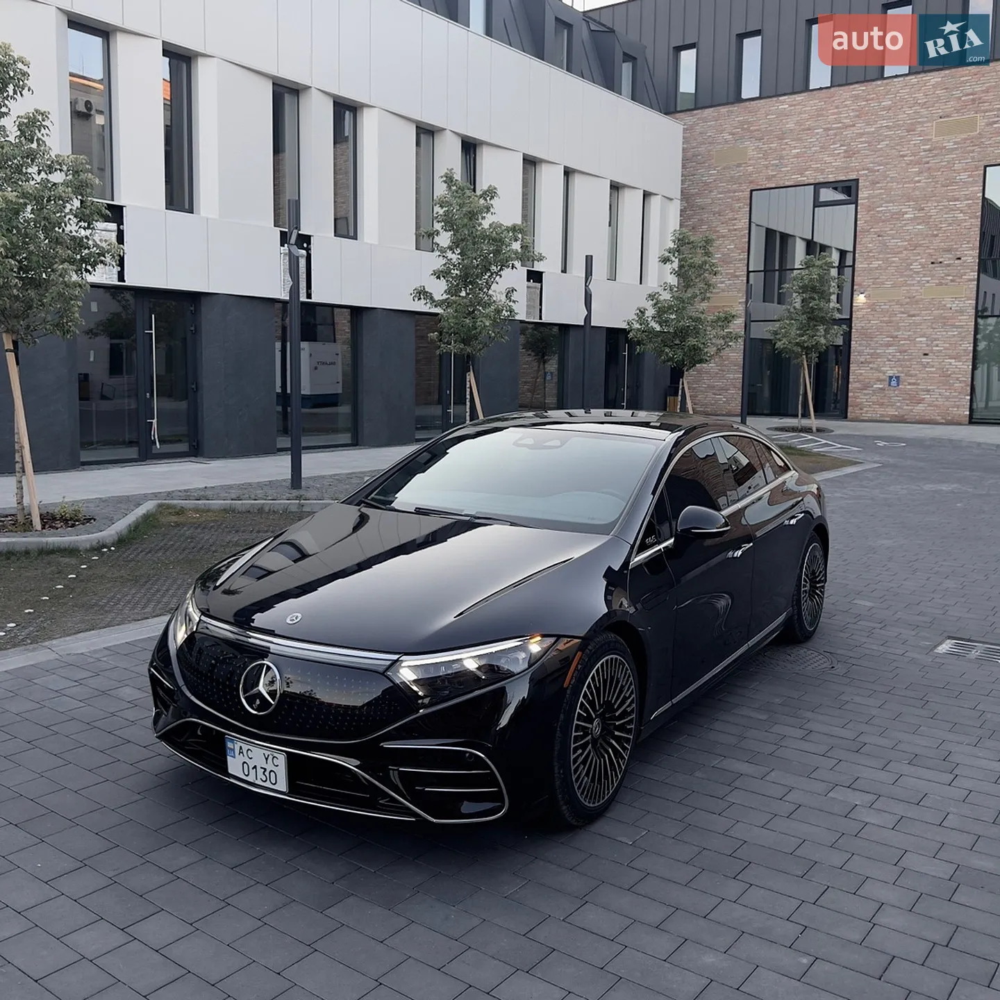 2021 Mercedes-Benz EQS - мініатюра 2