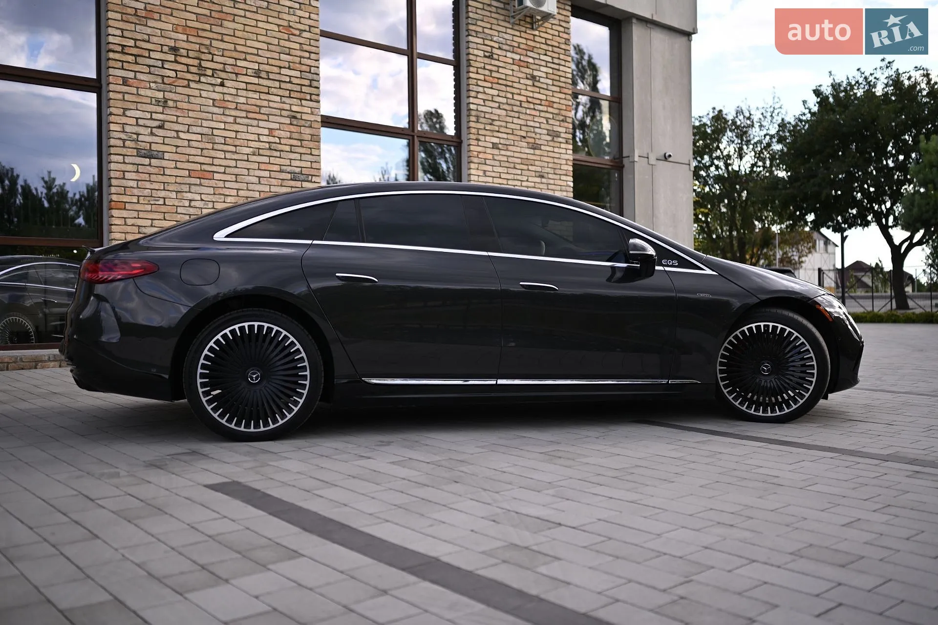 2021 Mercedes-Benz EQS - мініатюра 24