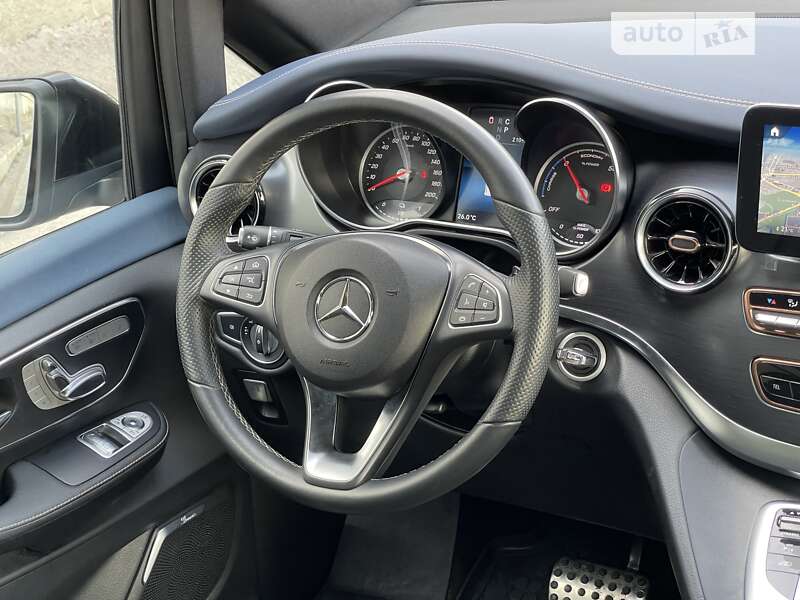 Минивэн Mercedes-Benz EQV 2022 в Киеве