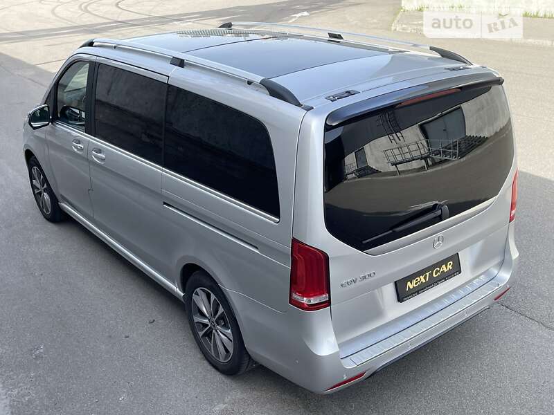 Минивэн Mercedes-Benz EQV 2022 в Киеве