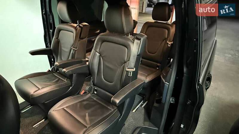 Минивэн Mercedes-Benz EQV 2020 в Киеве