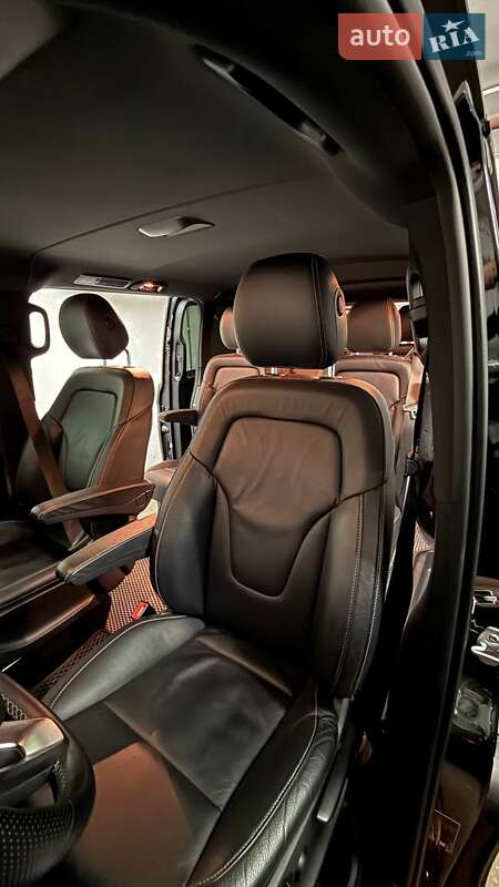 Минивэн Mercedes-Benz EQV 2020 в Киеве