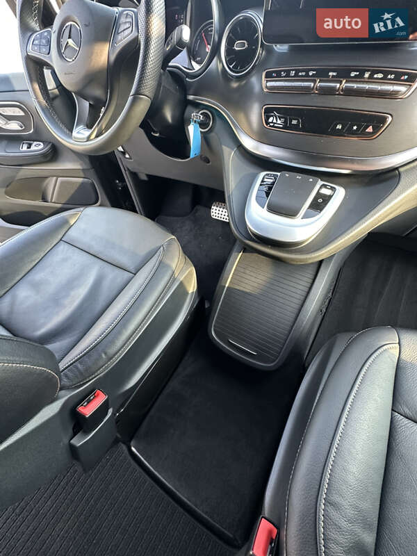 Минивэн Mercedes-Benz EQV 2021 в Ровно