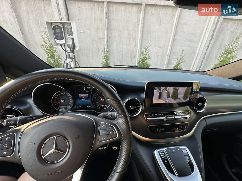 Минивэн Mercedes-Benz EQV 2021 в Ровно