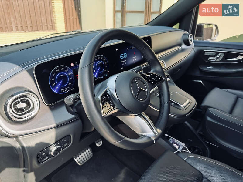 Минивэн Mercedes-Benz EQV 2024 в Киеве