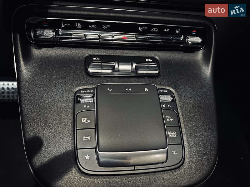 Минивэн Mercedes-Benz EQV 2024 в Киеве