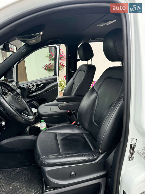 Минивэн Mercedes-Benz EQV 2021 в Тячеве