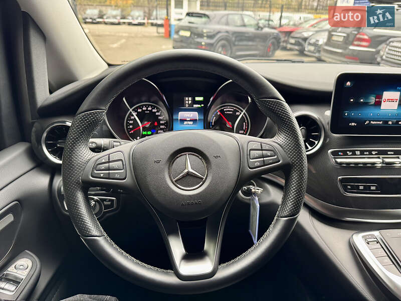 Минивэн Mercedes-Benz EQV 2023 в Киеве фото 18 Минивэн Mercedes-Benz EQV 2023 в Киеве