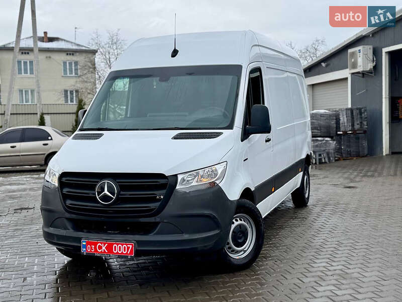 Грузовой фургон Mercedes-Benz eSprinter 2023 в Дрогобыче