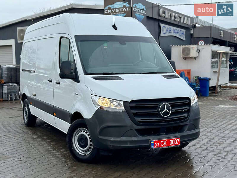 Грузовой фургон Mercedes-Benz eSprinter 2023 в Дрогобыче